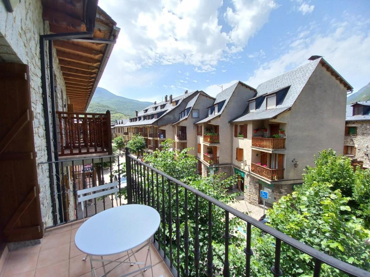 Bpirineos-Parque Los Tilos 2 Benasque Exterior photo